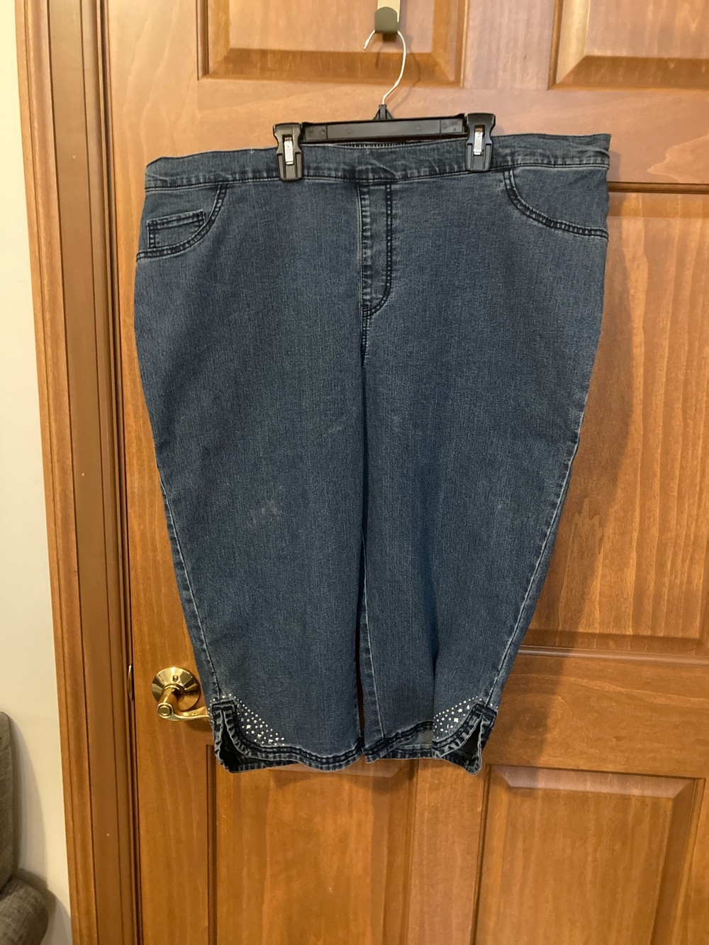 Catherines Dark Blue Denim Cropped Jeans with Stud Hem